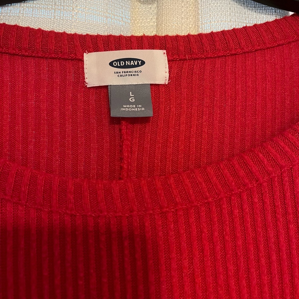 Old Navy T-shirt